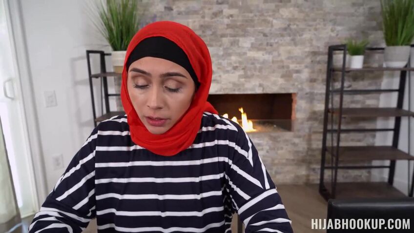 Hijab Mom Porn - Hijab Mom Learns How To Pleasure